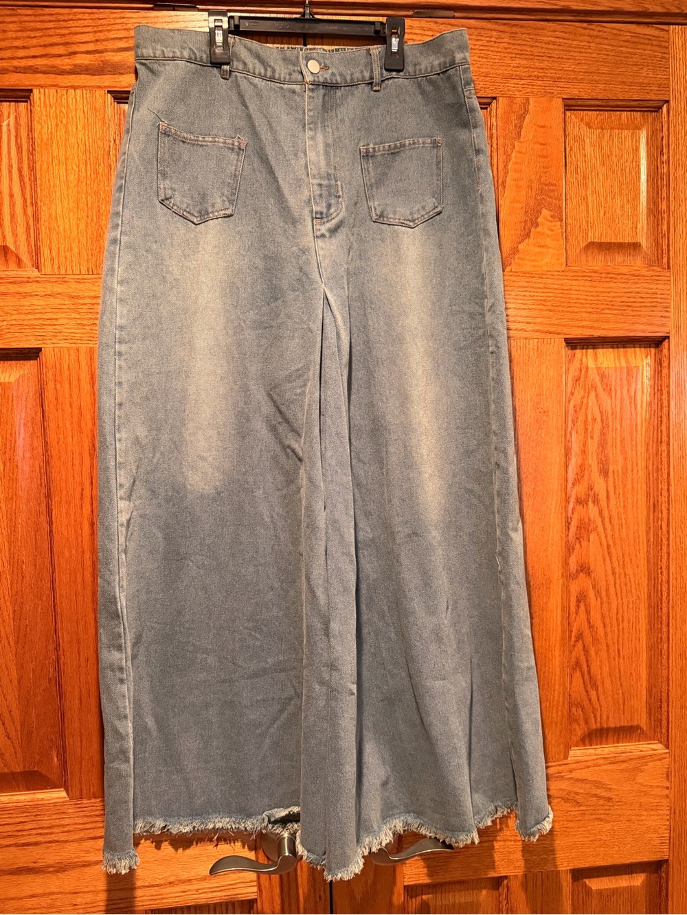 Davi & Dani Patch Pocket Wide Leg Culotte Jeans